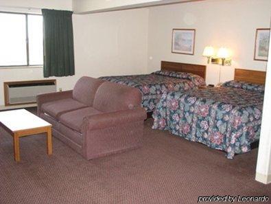 Cobblestone Inn & Suites - Trenton Extérieur photo